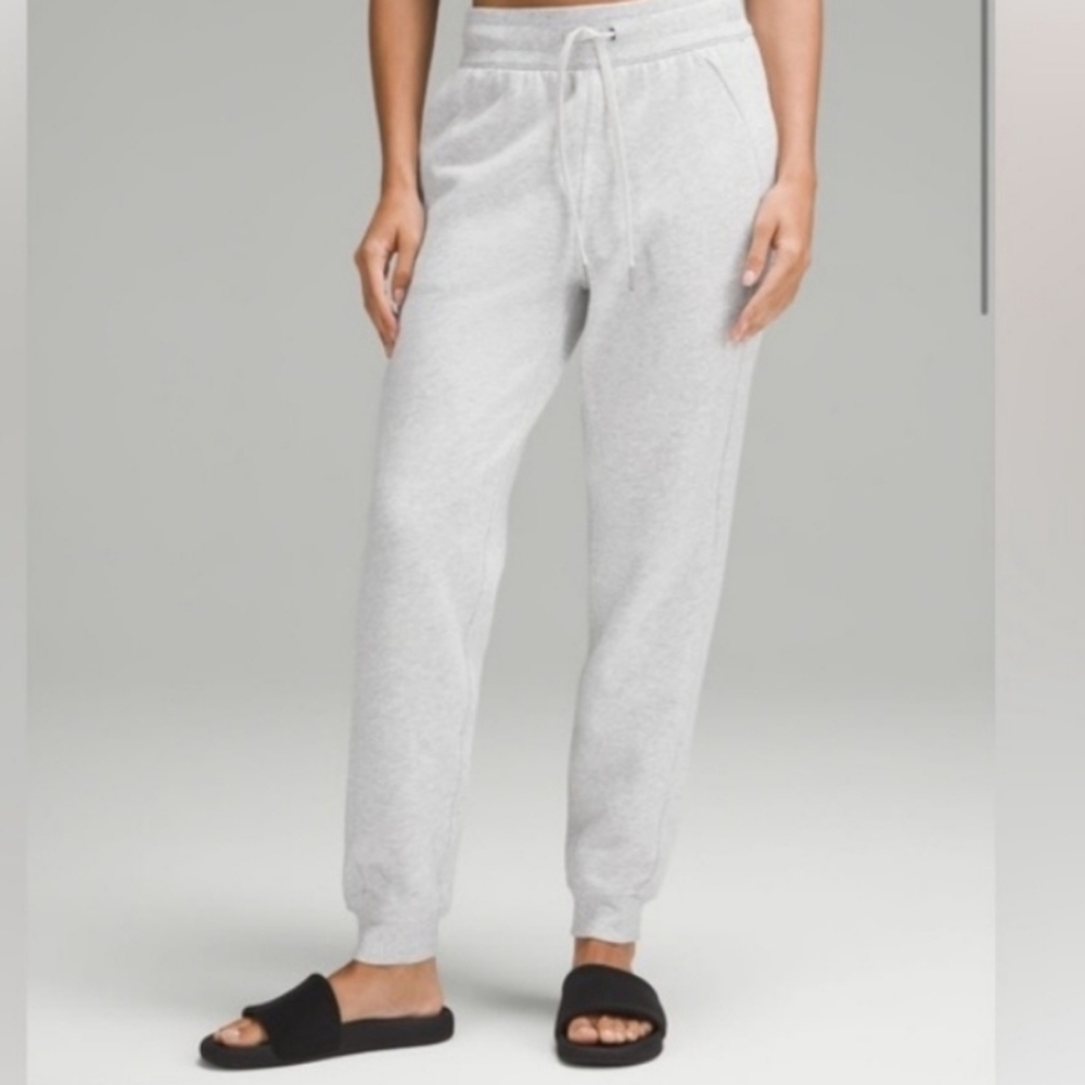 Scuba sweats lululemon